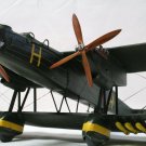 Heyford on lastattu harjoituspommein, tositoimiin pommituskäytössä konetyyppi ei koskaan joutunut. Heyford on lastattu harjoituspommein, tositoimiin pommituskäytössä konetyyppi ei koskaan joutunut.