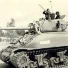 76mm M1 Sherman VVSS A-komppania 82. Psvpatl/7. PsPr lähdössä 1956 sotaan, Israelin sensuuri on aikoinaan peittänyt rekisterinumeron 76mm M1 Sherman VVSS A-komppania 82. Psvpatl/7. PsPr lähdössä 1956 sotaan, Israelin sensuuri on aikoinaan peittänyt rekisterinumeron