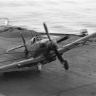 887. MeriLeLv:n F Mk.III Seafire tai 894. MeriLeLv:n L Mk.III Seafire osuu HMS Indefatigable:n suojaesteeseen pitkäksi menneessä laskeutumisessa, Pangkalan Brandan lentokentille ja öljynjalostamoon Sumatralla 4.1.1945 tapahtuneen iskun jälkeen. Huom! "Slipper" pudotettava lisäpolttoainesäiliö ja katkennut oikea laskuteline. 887. MeriLeLv:n F Mk.III Seafire tai 894. MeriLeLv:n L Mk.III Seafire osuu HMS Indefatigable:n suojaesteeseen pitkäksi menneessä laskeutumisessa, Pangkalan Brandan lentokentille ja öljynjalostamoon Sumatralla 4.1.1945 tapahtuneen iskun jälkeen. Huom! "Slipper" pudotettava lisäpolttoainesäiliö ja katkennut oikea laskuteline.